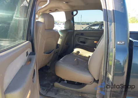 2003 GMC Sierra K2500 Heavy Duty from USA, damaged, VIN 1GTHK23183F207024